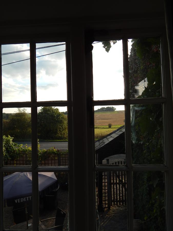 Отель The Ivy House Chalfont St Giles Экстерьер фото